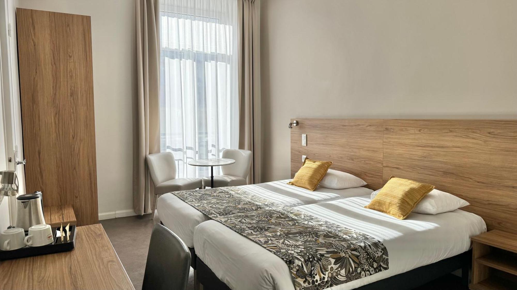 Helvétique Hotel