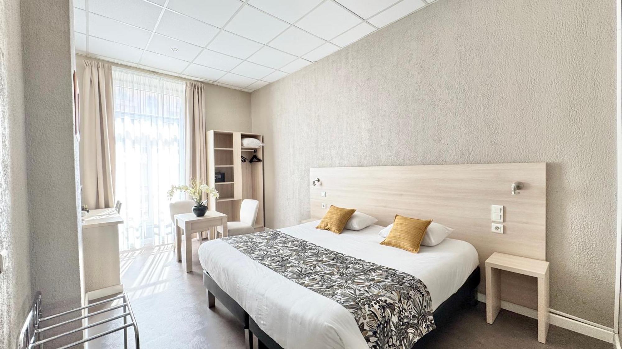 Helvétique 3*