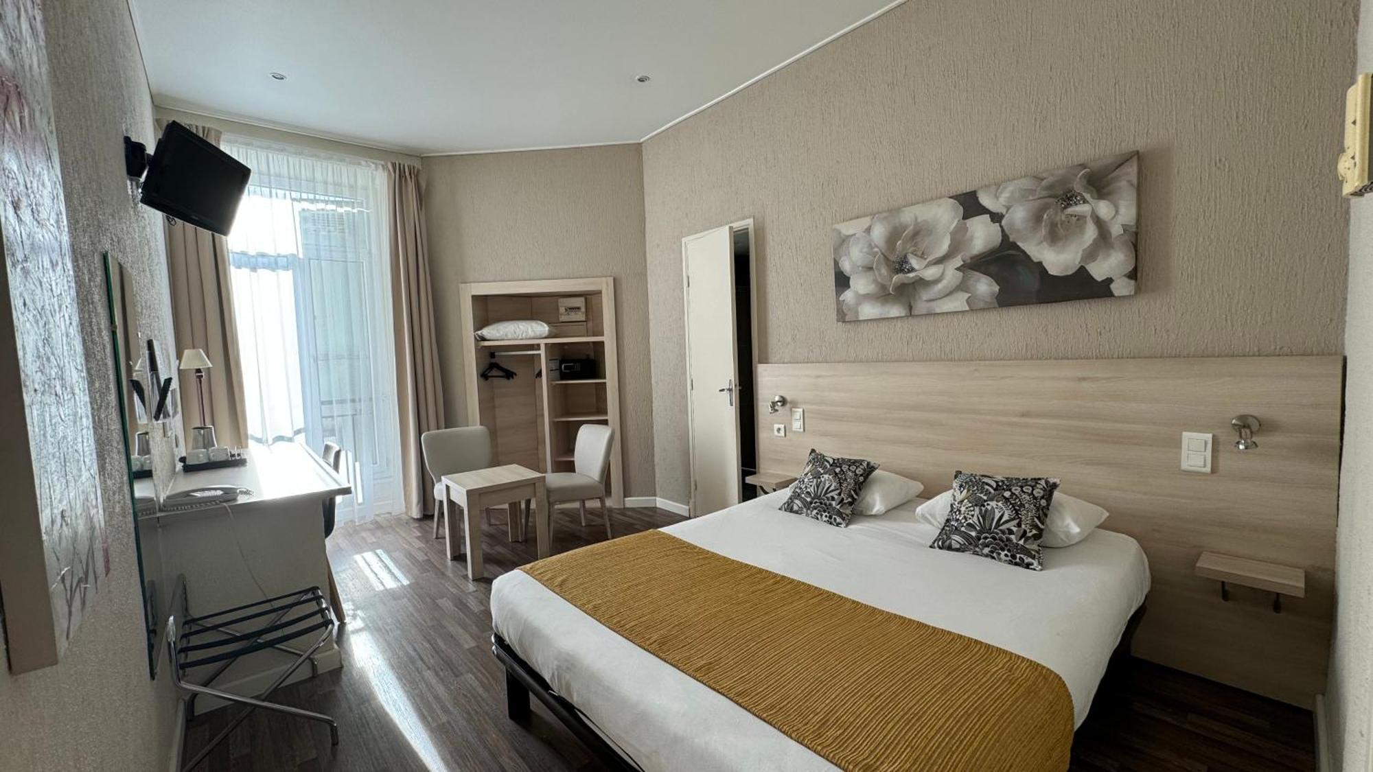 Helvetique 3* Nizza