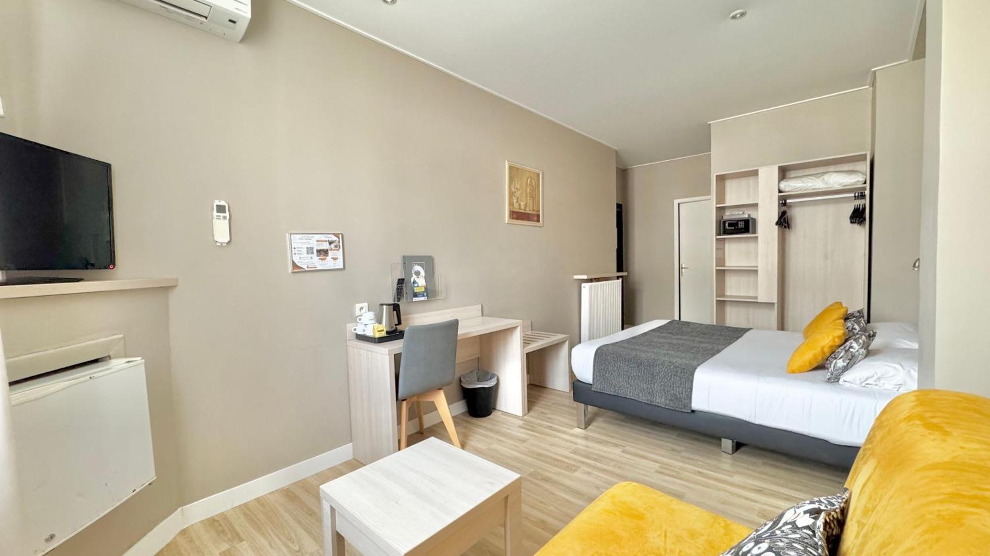 Hotel Helvetique 3*