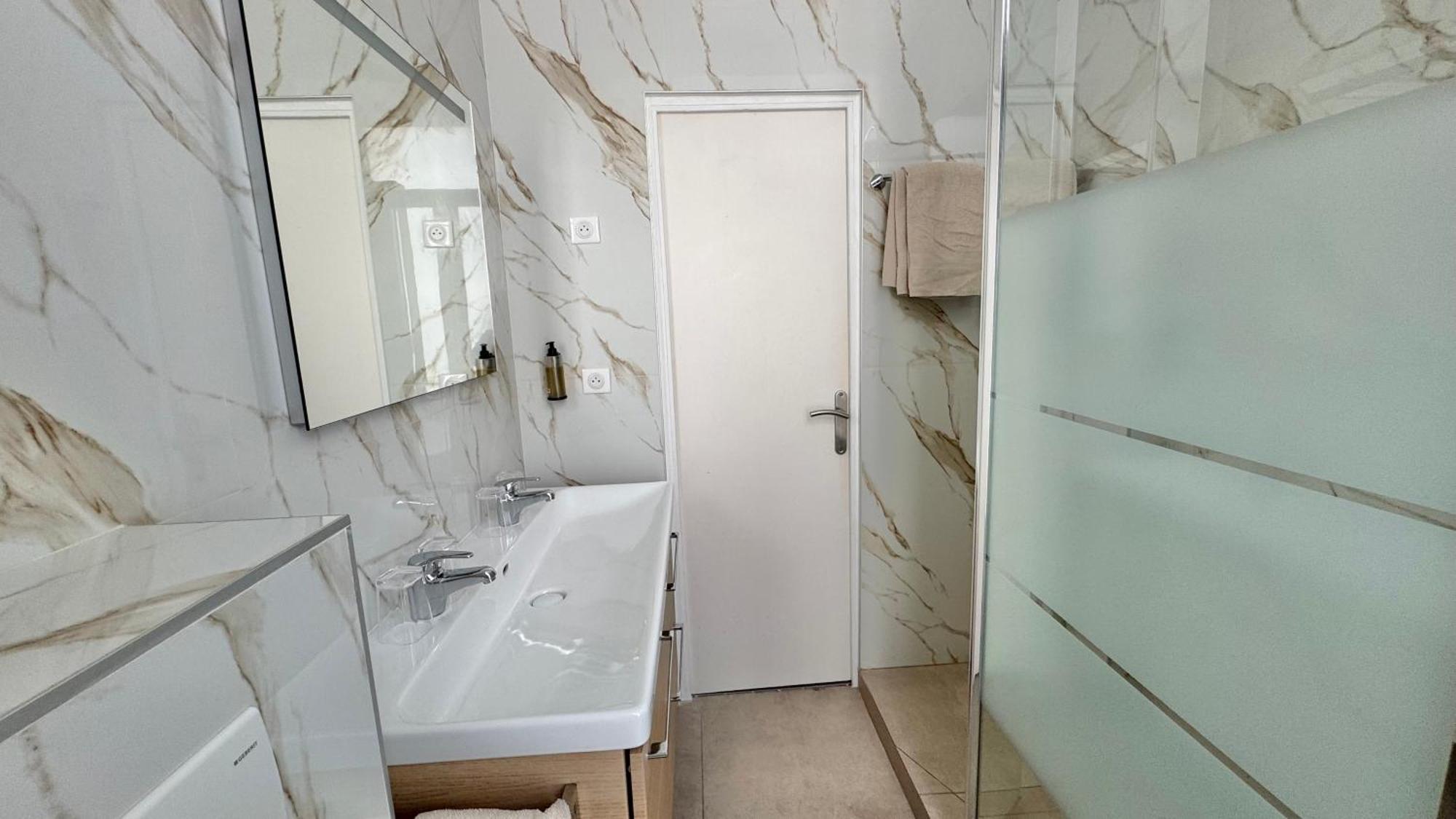 Helvetique 3* Nizza